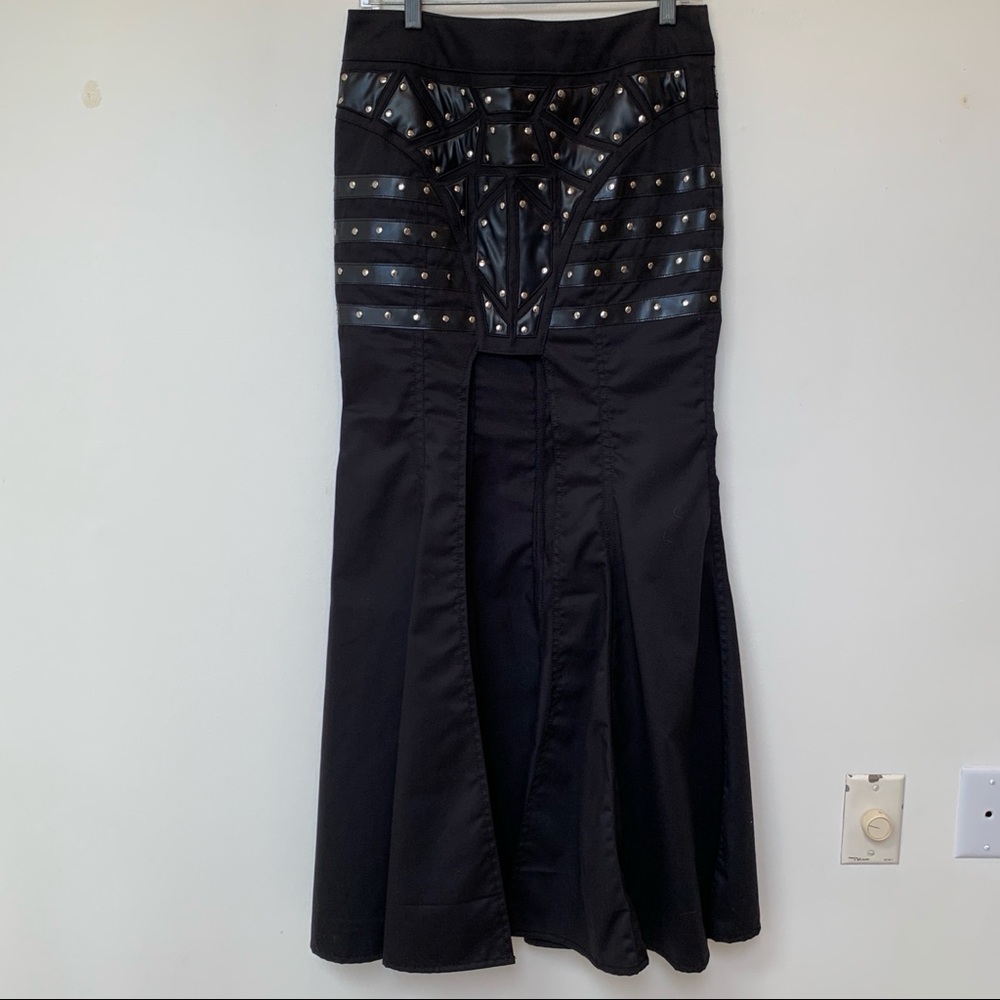 BLACK HANDMADE SKIRT